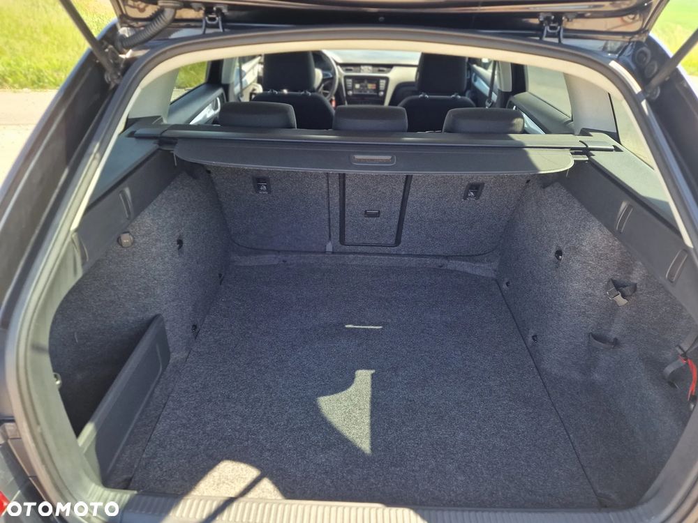 Skoda Octavia 1.6 TDI (Green tec) Style - 23