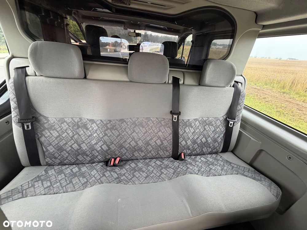 Opel Vivaro - 13