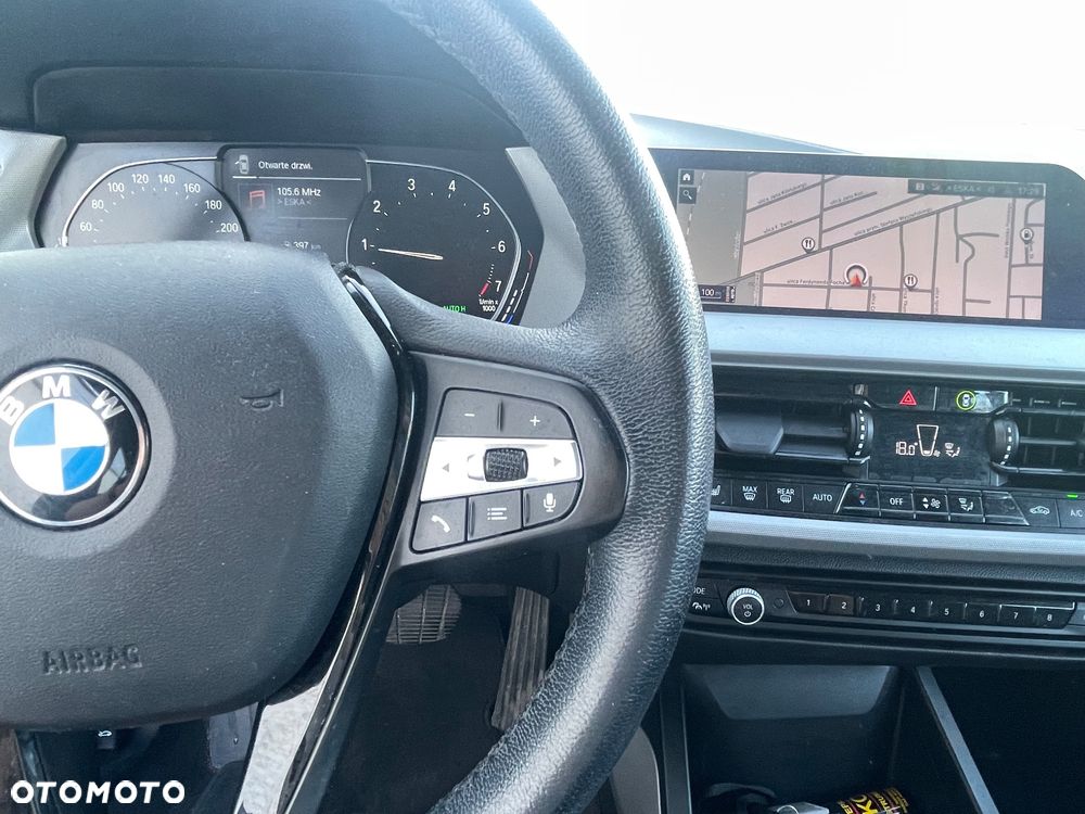 BMW Seria 1 118i Advantage - 15