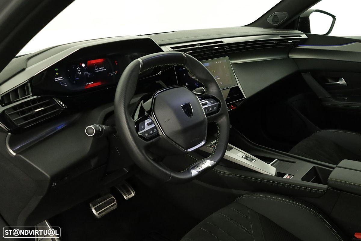 Peugeot 408 1.2 PureTech GT EAT8 - 7
