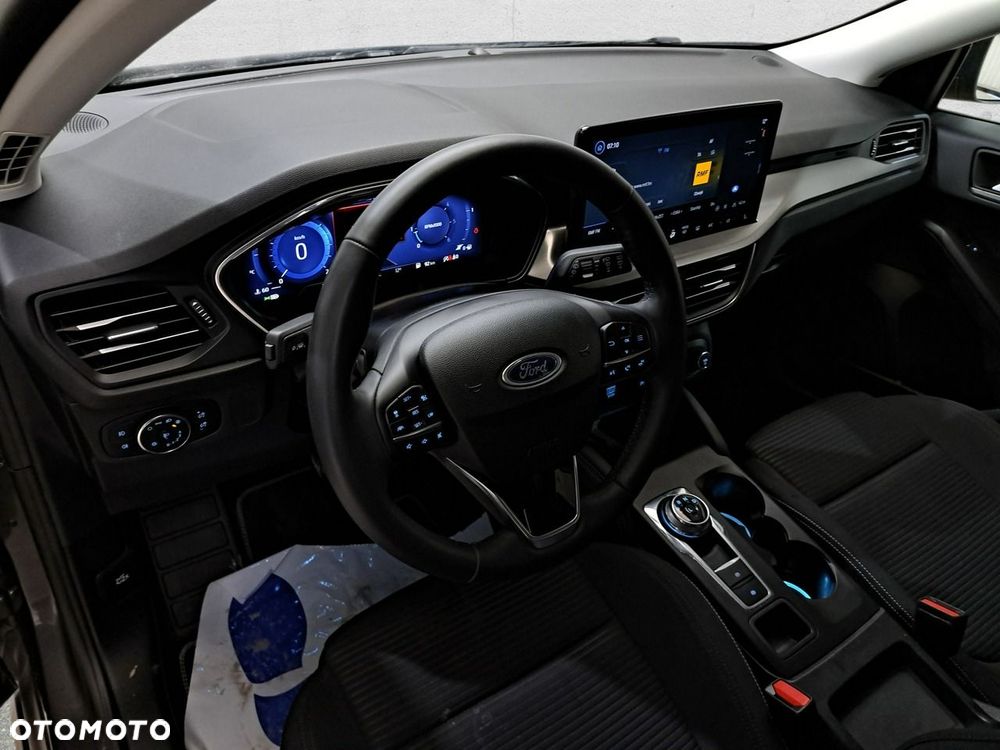 Ford Focus - 11