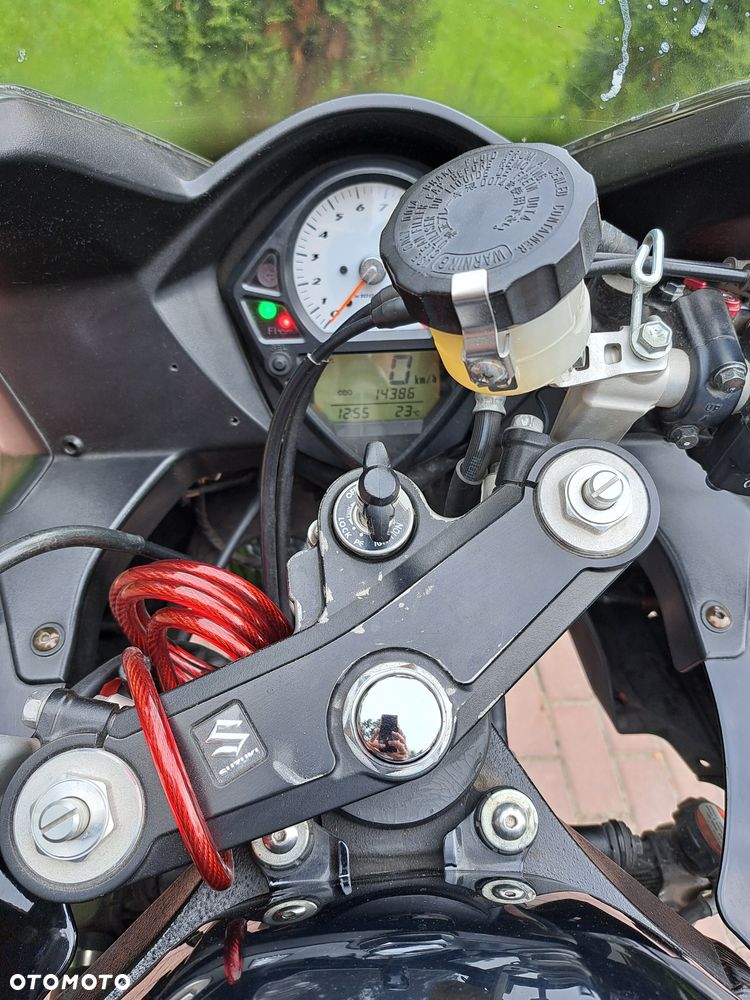 Suzuki SV - 7