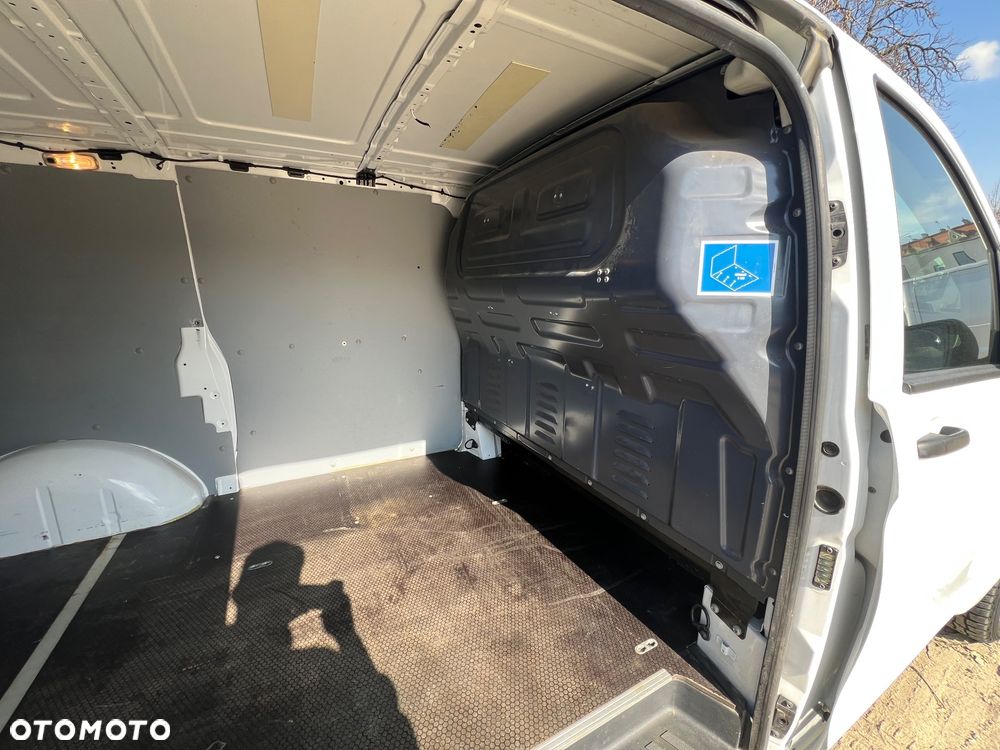 Mercedes-Benz Vito - 16