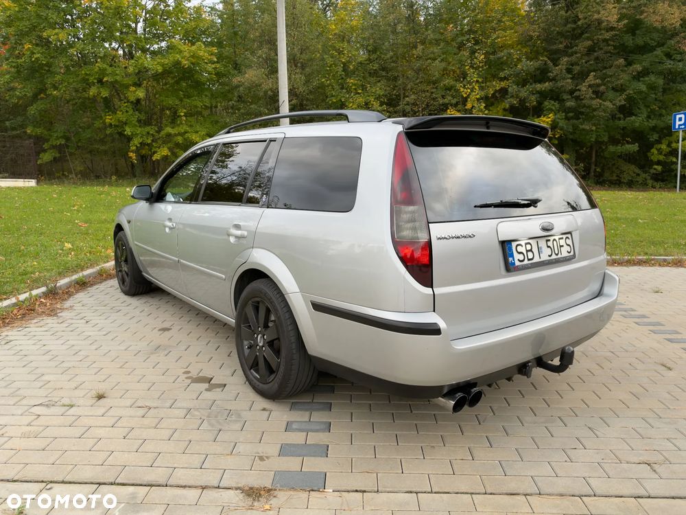 Ford Mondeo 2.0 TDDi Ghia - 7