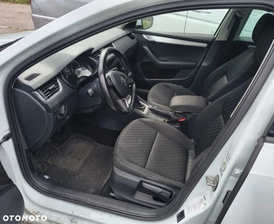 Skoda Octavia 2.0 TDI Clever - 3