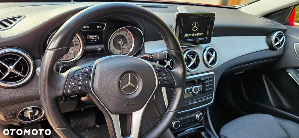 Mercedes-Benz GLA 200 (CDI) d 4Matic 7G-DCT - 8