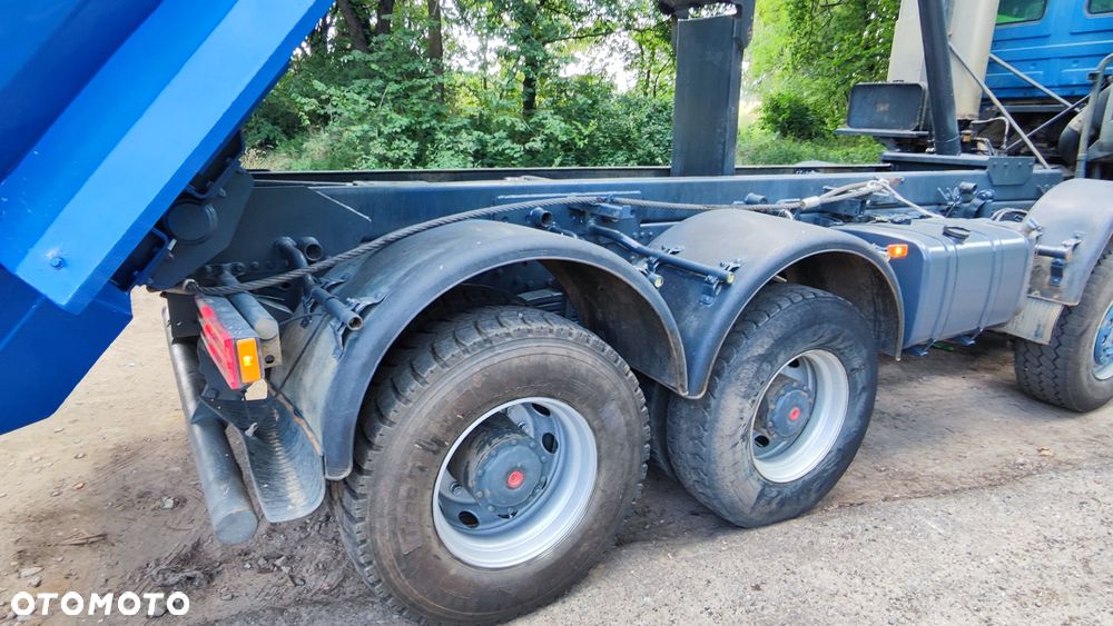 Mercedes-Benz Actros - 7