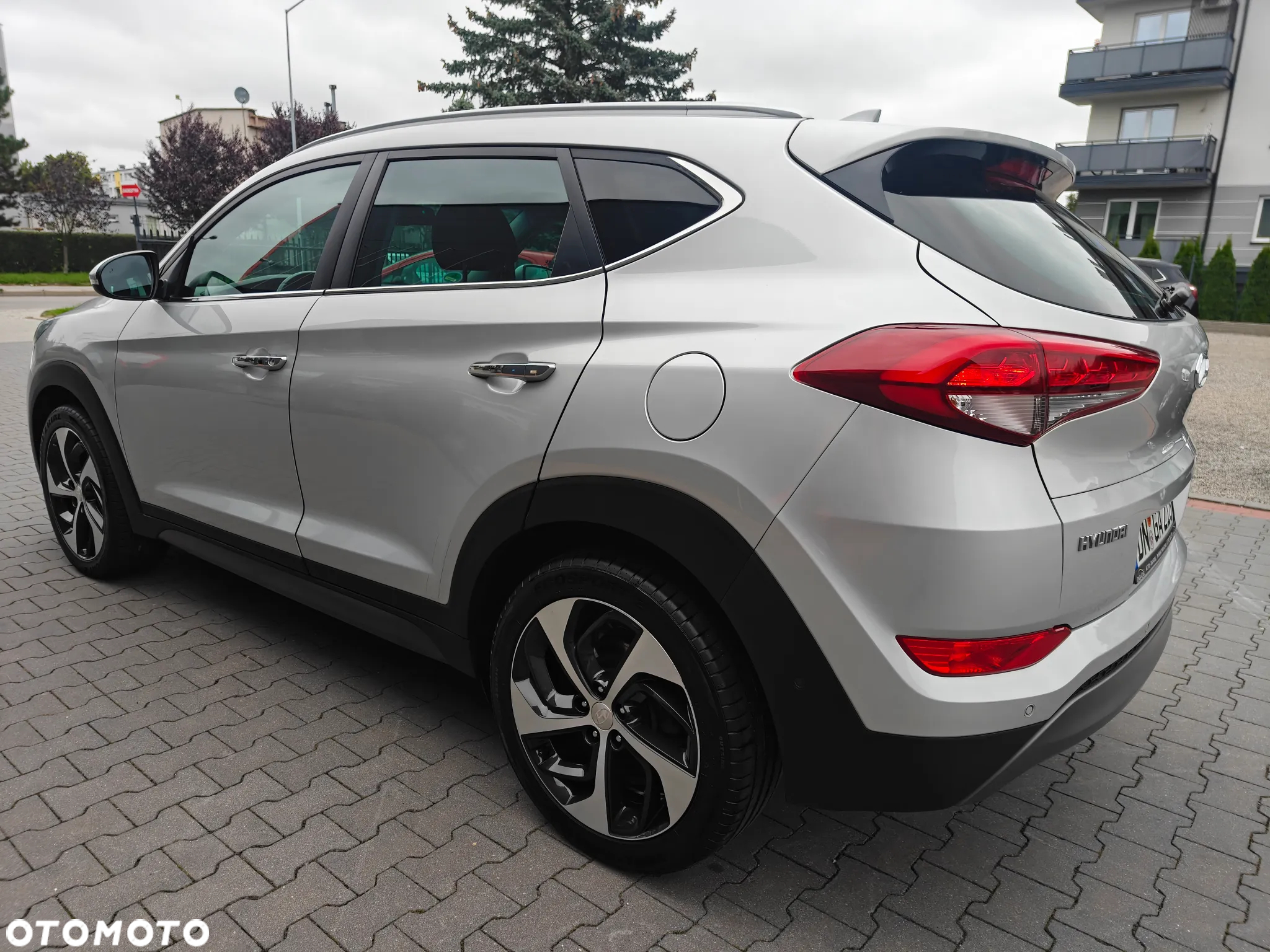 Hyundai Tucson 2.0 CRDi 4WD Automatik Premium - 4