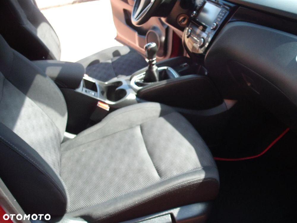 Nissan Qashqai - 16