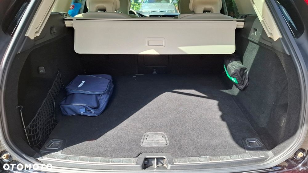 Volvo XC 60 D4 Inscription - 32