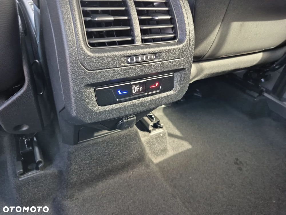 Volkswagen Touran 1.5 TSI EVO Comfortline Plus DSG - 15