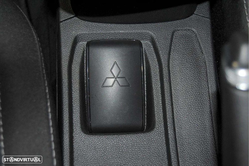 Mitsubishi Colt 1.0 MPI-T Kaiteki - 23