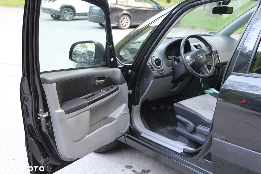 Suzuki SX4 1.6 GLX / Comfort - 14