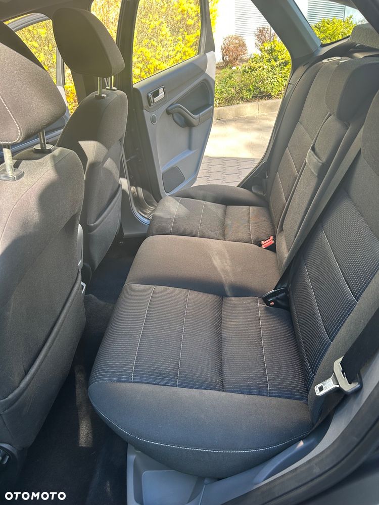 Ford Focus Trend - 21