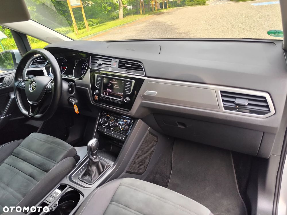 Volkswagen Touran 2.0 TDI SCR (BlueMotion Technology) DSG Highline - 19