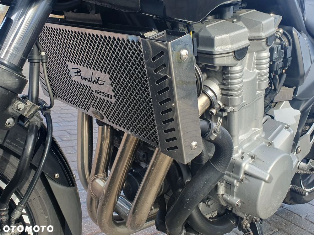 Suzuki Bandit - 36