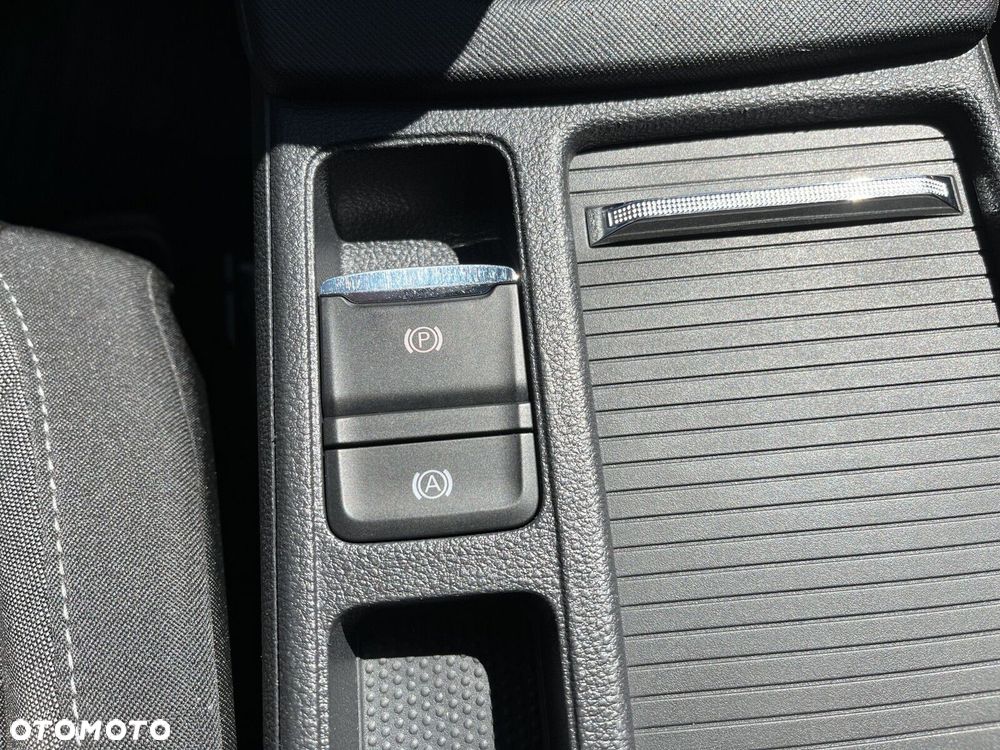 Skoda Octavia 2.0 TDI Ambition - 29