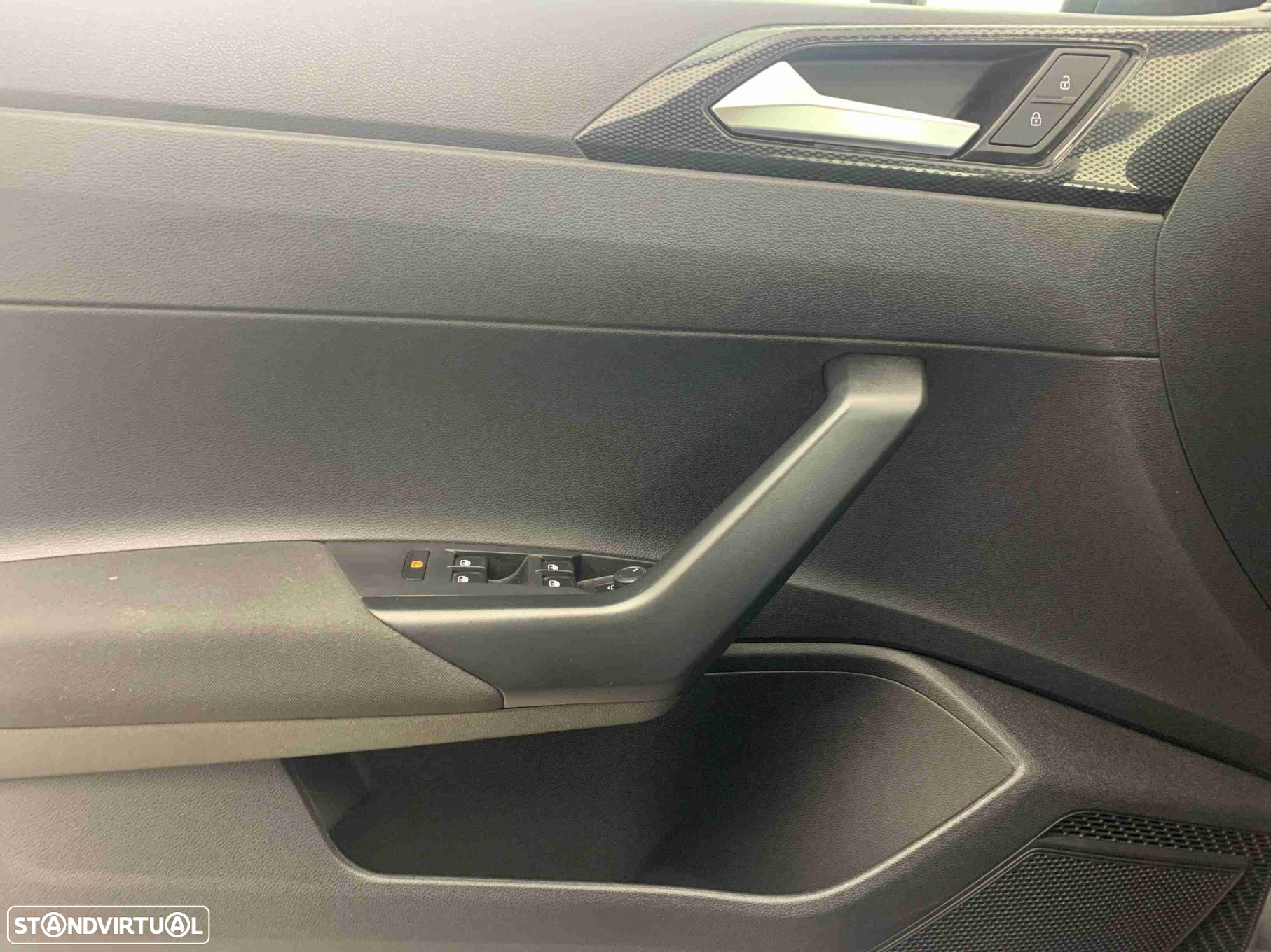 VW Taigo 1.0 TSI Urban - 11