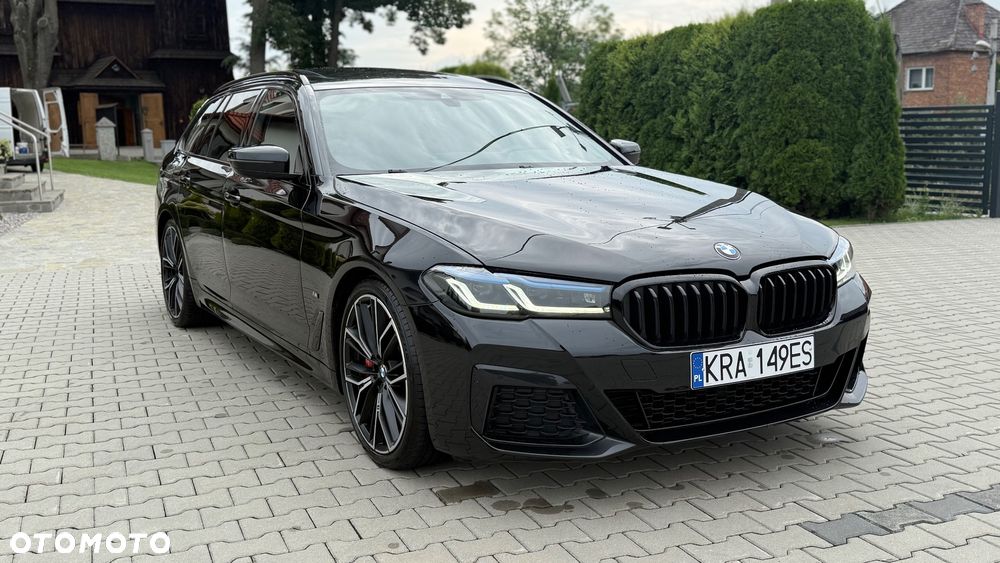 BMW Seria 5 530d Touring M Sport Edition - 2