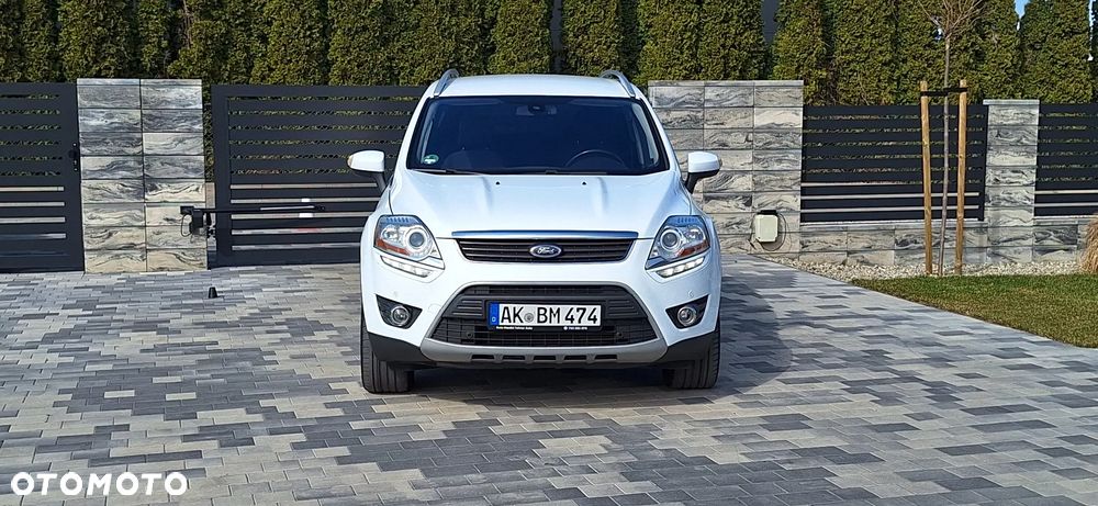 Ford Kuga 2.0 TDCi 2x4 Titanium - 3