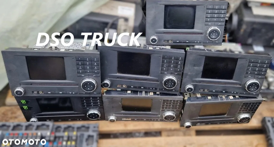 Radio A0004466662 A0004467662 Bosch Mercedes MP4 - 6