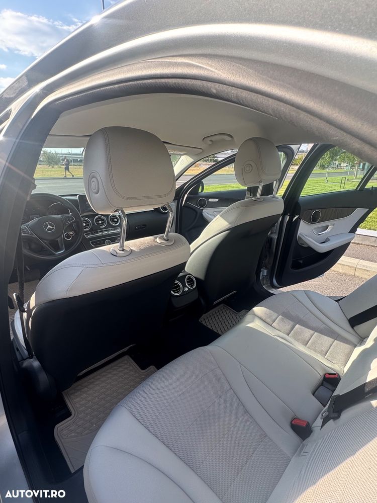 Mercedes-Benz C 250 d 4Matic 9G-TRONIC - 8