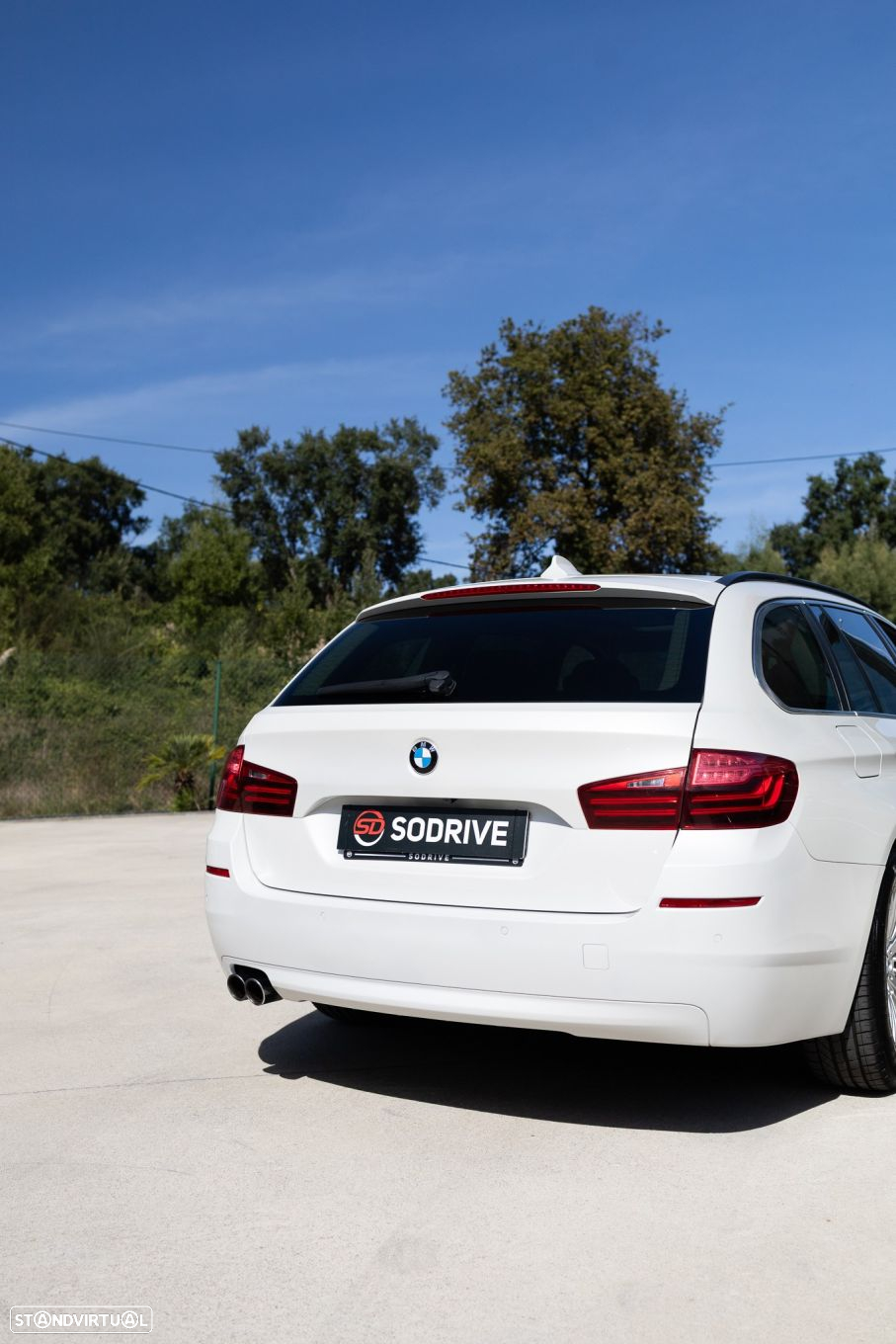 BMW 518 d Line Luxury Auto - 27