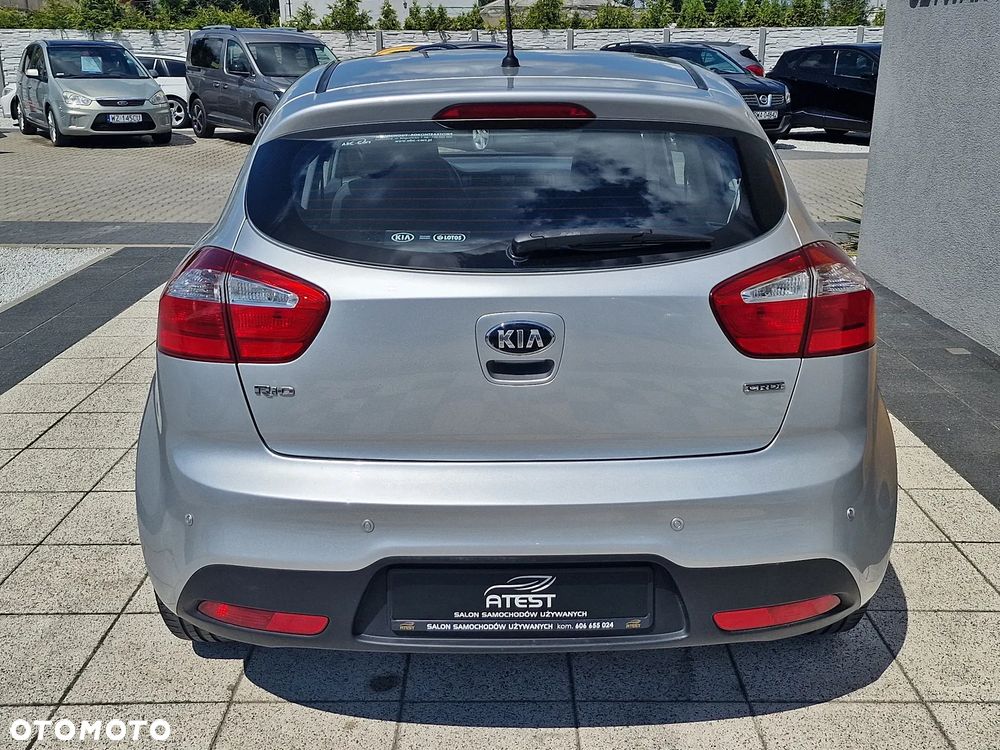 Kia Rio - 7