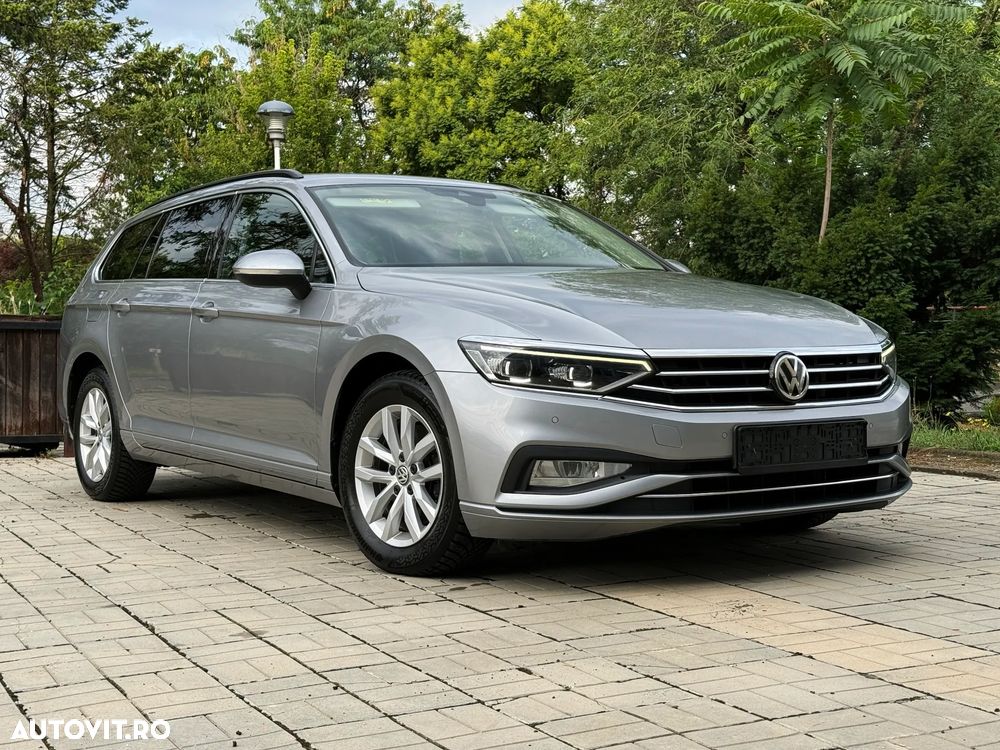 Volkswagen Passat 1.6 TDI SCR DSG Business - 14