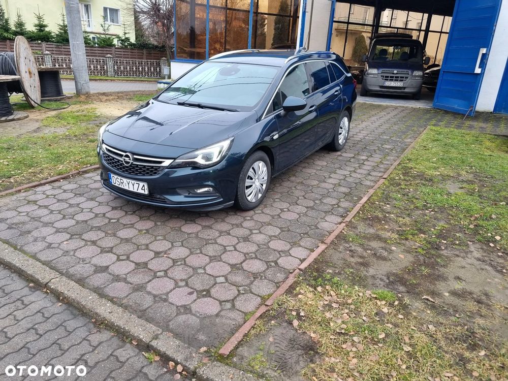 Opel Astra 1.4 Turbo Innovation - 1
