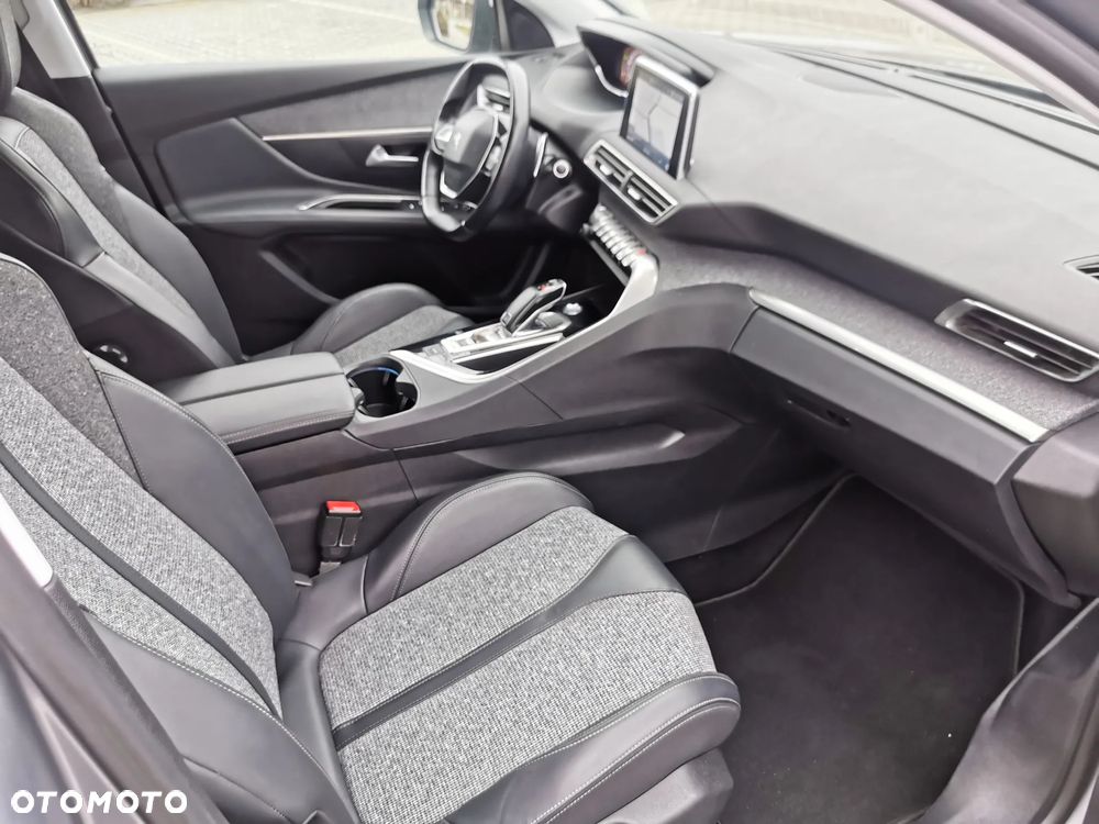 Peugeot 3008 BlueHDi 130 Stop & Start EAT8 Allure Business-Paket - 25