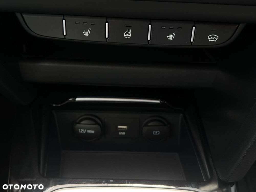 Kia Ceed 1.5 T-GDI Business Line Plus DCT - 26