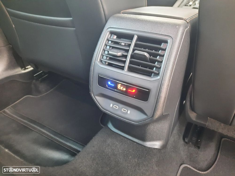 Cupra Formentor 1.4 e-Hybrid DSG - 39