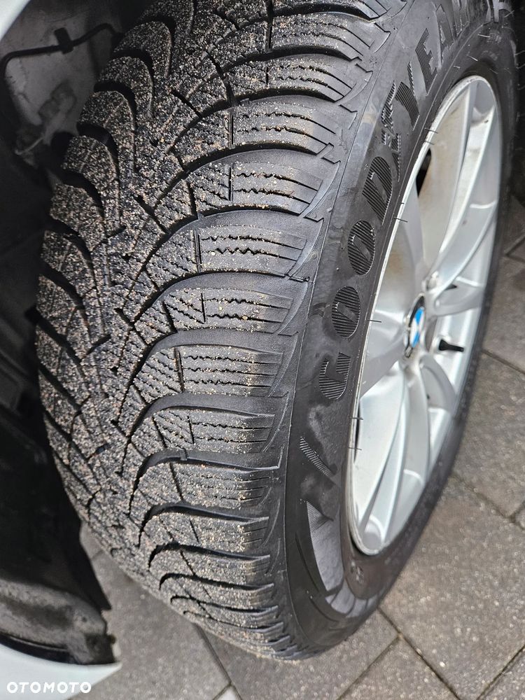 BMW Seria 3 318d Blue Performance - 7