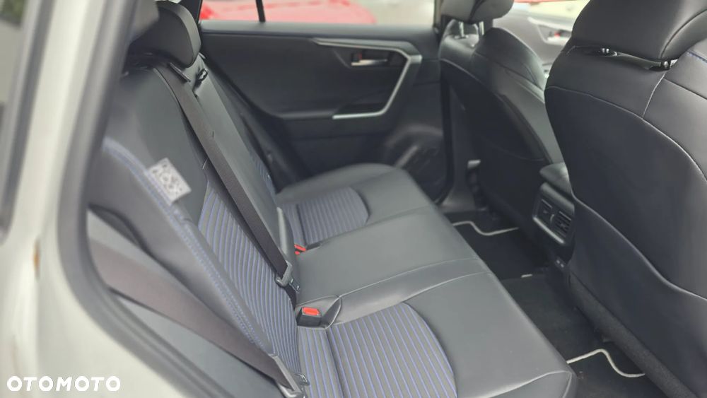 Toyota RAV4 - 26