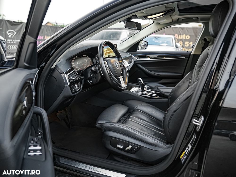 BMW Seria 5 530e xDrive Aut. Luxury Line - 13