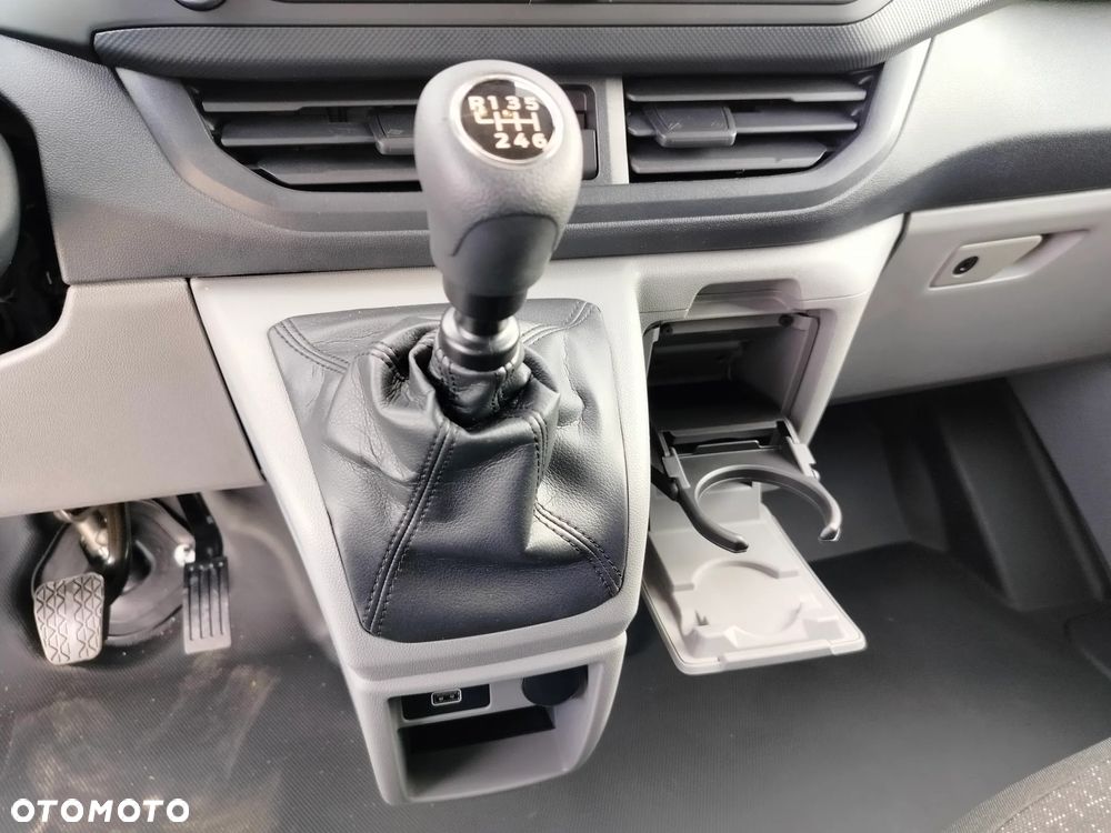 Ford Transit Custom - 13