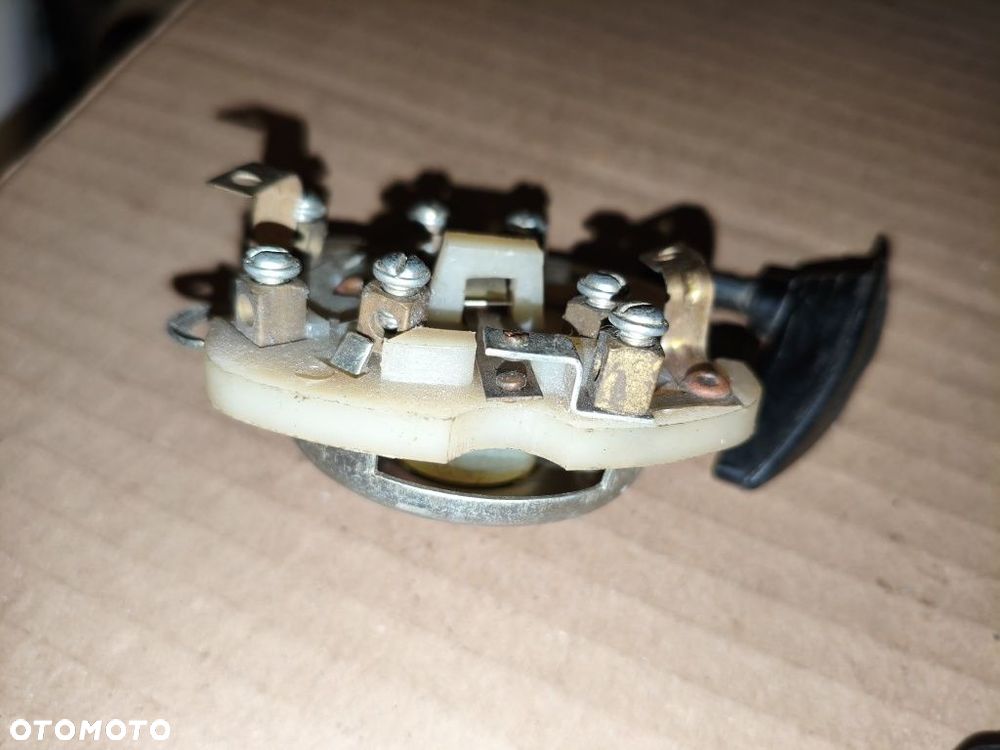 Stacyjka z kluczykiem 6v K750 M72 K650 Dniepr MT Ural - 7