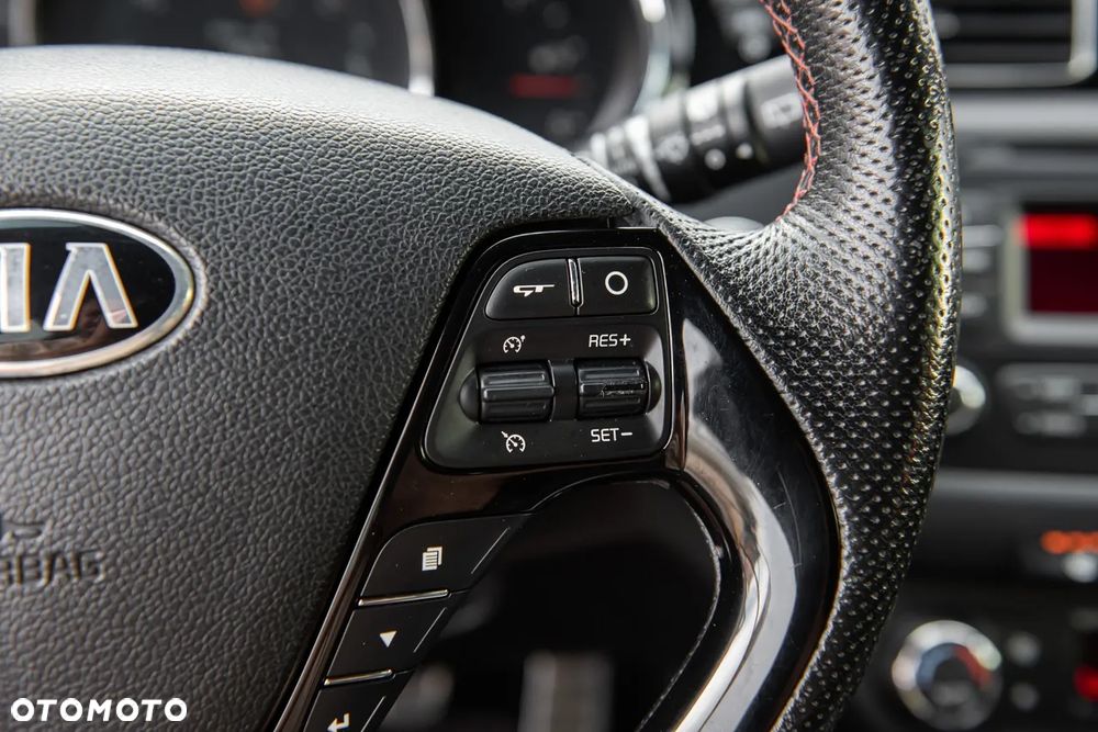 Kia Ceed 1.6 T-GDI GT L - 20