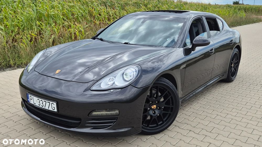 Porsche Panamera - 38