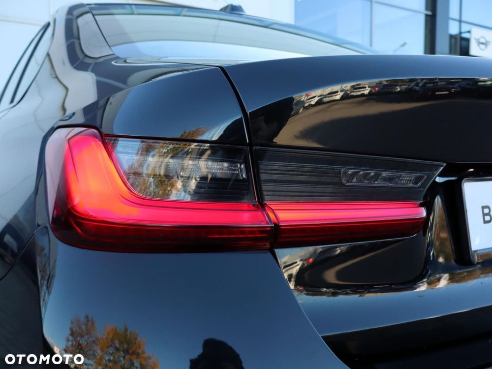 BMW Seria 3 - 23