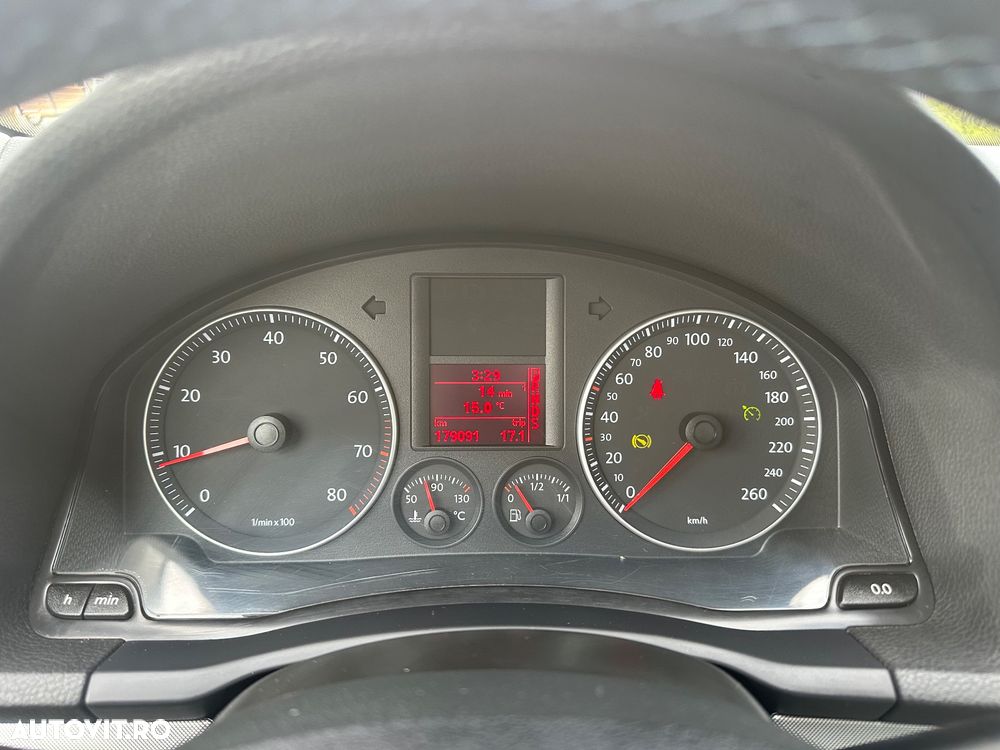 Volkswagen Golf 1.6 Automatik Tour - 13