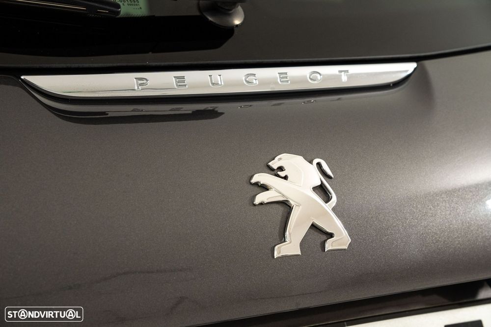 Peugeot 208 1.2 PureTech Style - 14
