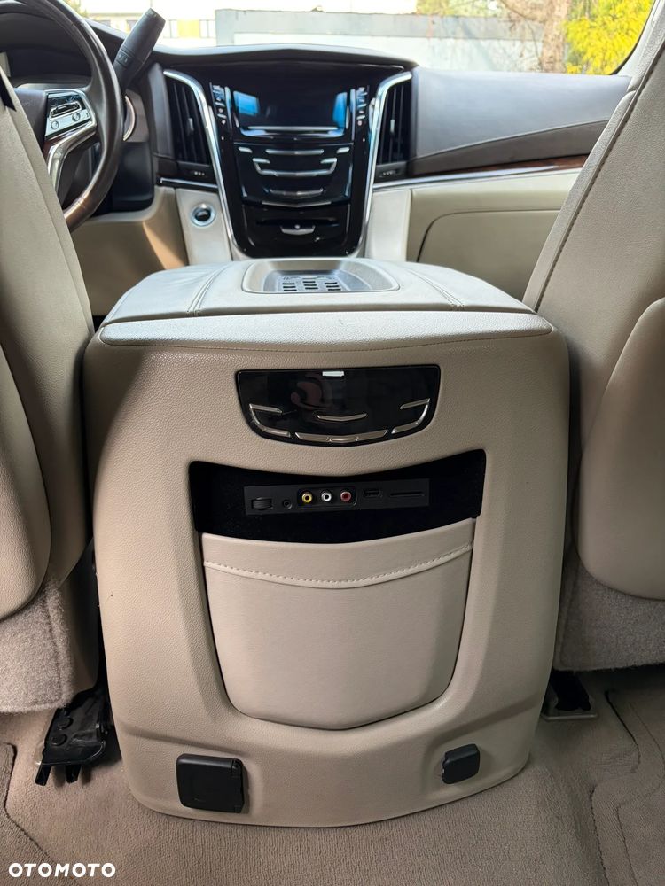 Cadillac Escalade 6.2 V8 Premium - 28