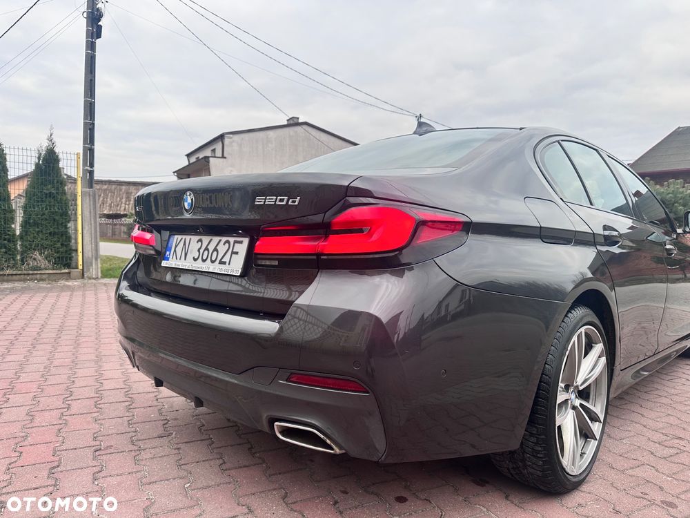 BMW Seria 5 520d xDrive mHEV M Sport sport - 8