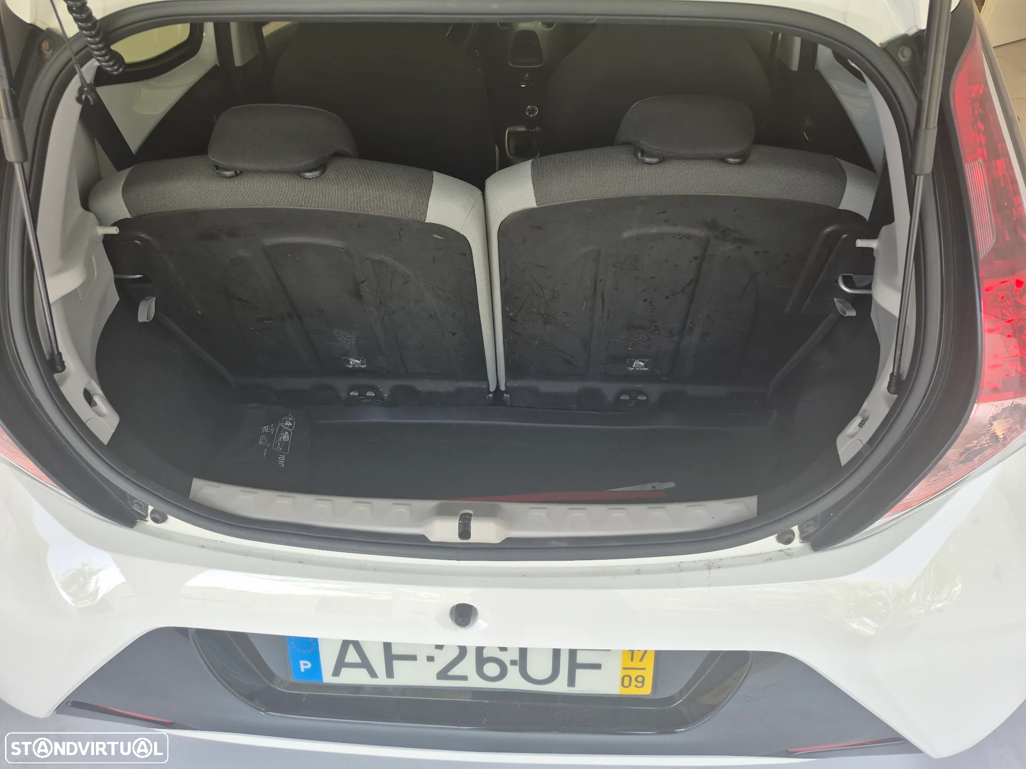 Toyota Aygo 1.0 X-Play Plus MM - 16