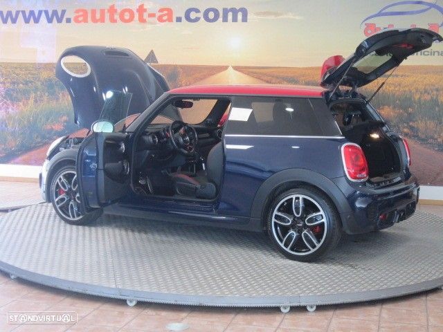 MINI 3 Portas John Cooper Works Auto Desportiva - 11