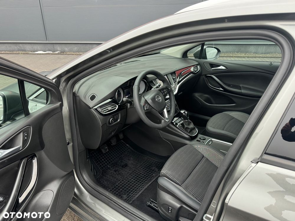 Opel Astra 1.2 T Edition S&S - 5