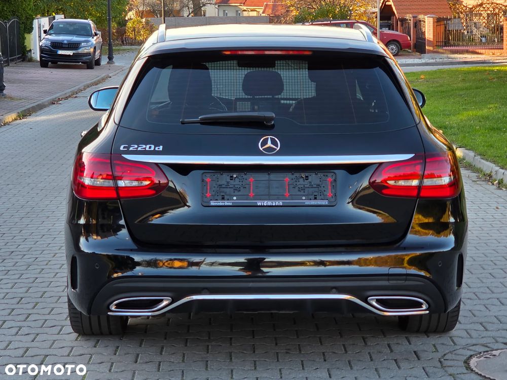 Mercedes-Benz Klasa C 220 d T 9G-TRONIC AMG Line - 4