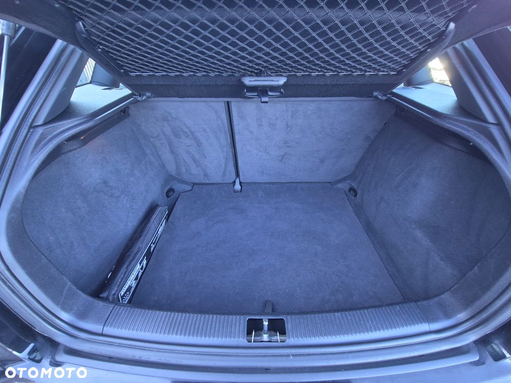 Audi A3 Sportback 1.6 TDI Ambiente - 29